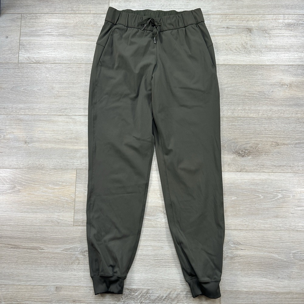 Lululemon Size 4 On the Fly Dark Olive Jogger Luxtreme Pant Drawstring